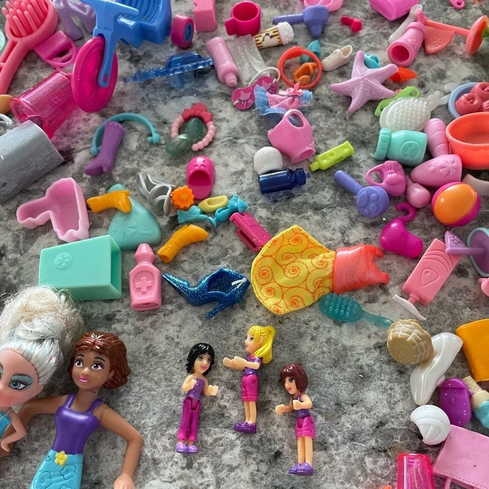 Polly Pocket Huge Lot over 200 pieces